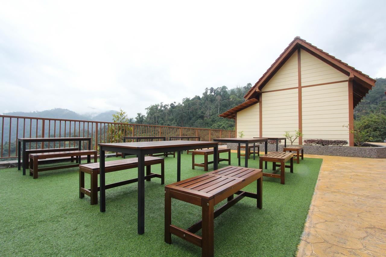 Peppaville Resort Janda Baik Exteriör bild